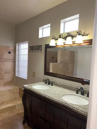 $3,200 | 859 West Rawhide Avenue, Gilbert, AZ 85233