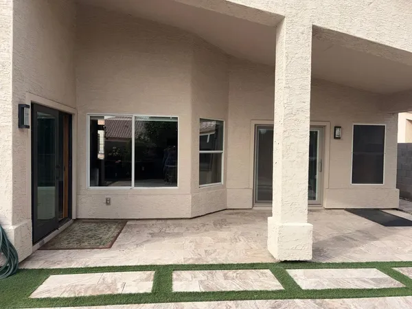 $3,200 | 859 West Rawhide Avenue, Gilbert, AZ 85233