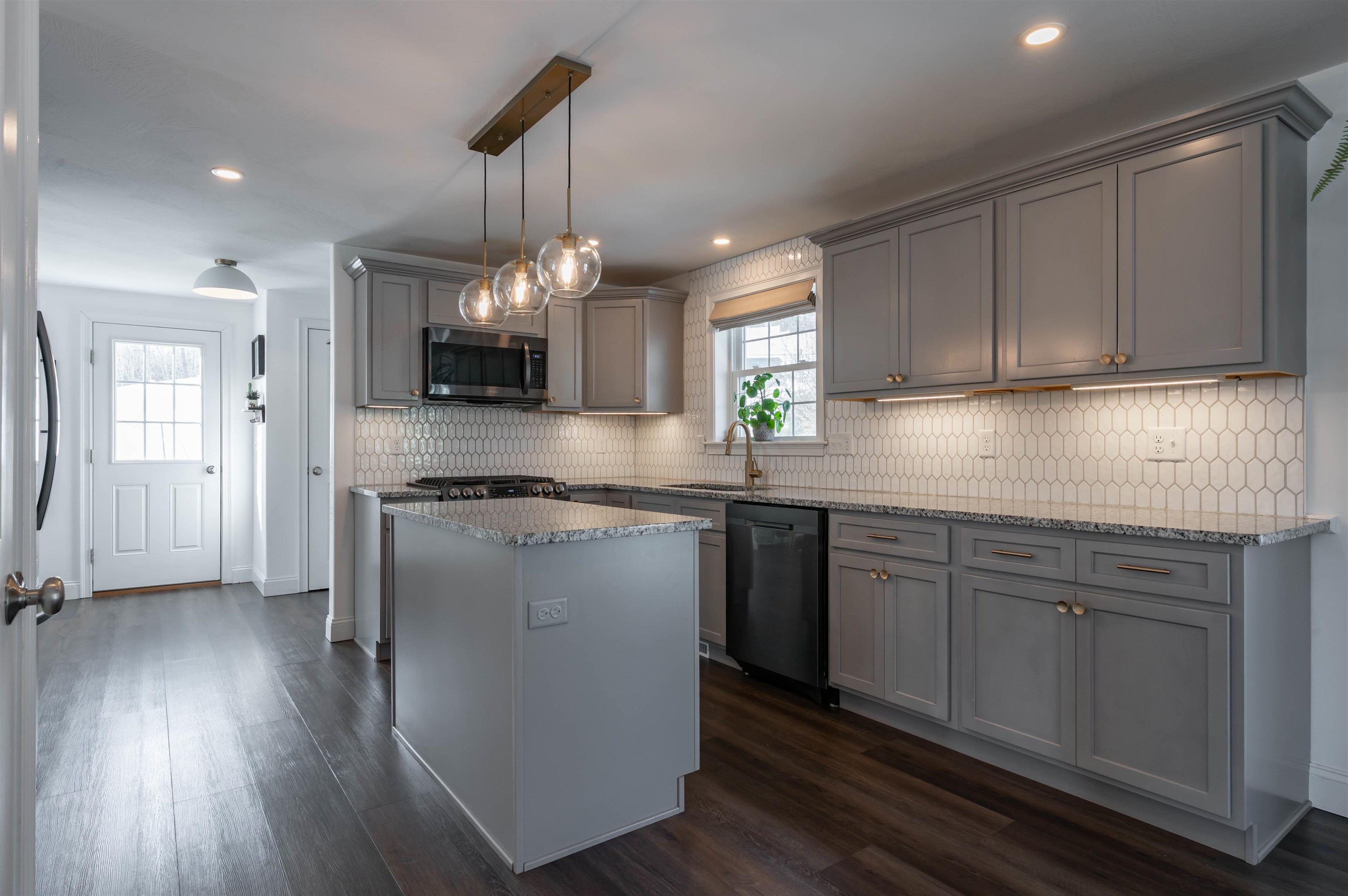 87 Timber Ridge Drive Milford, NH 03055 - Photo 14 of 43