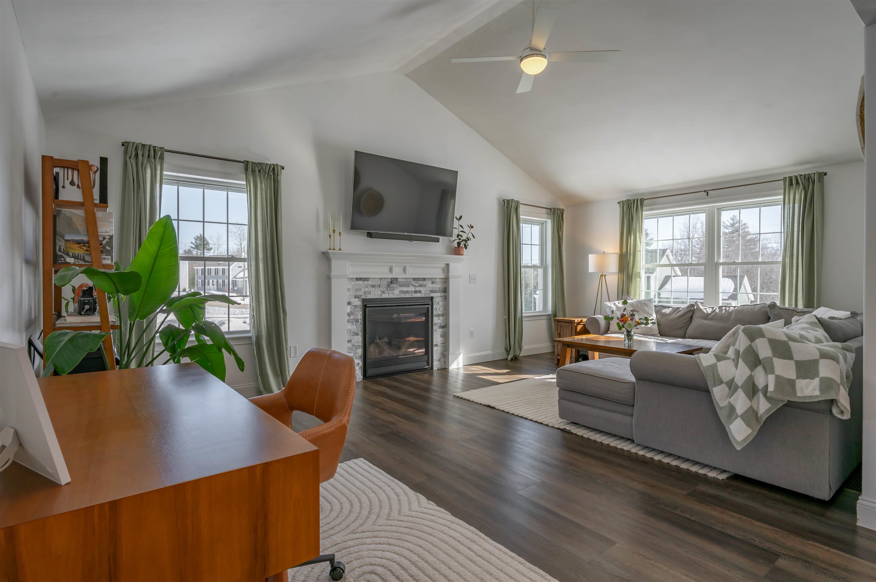 87 Timber Ridge Drive Milford, NH 03055 - Photo 4 of 43