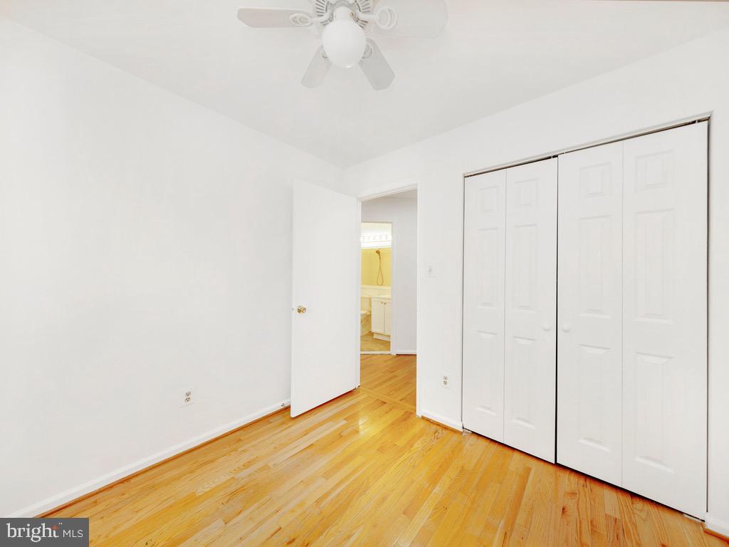 8510 Springfield Oaks Drive Springfield, VA 22153 - Photo 20 of 29 Upper Level Bedroom #2