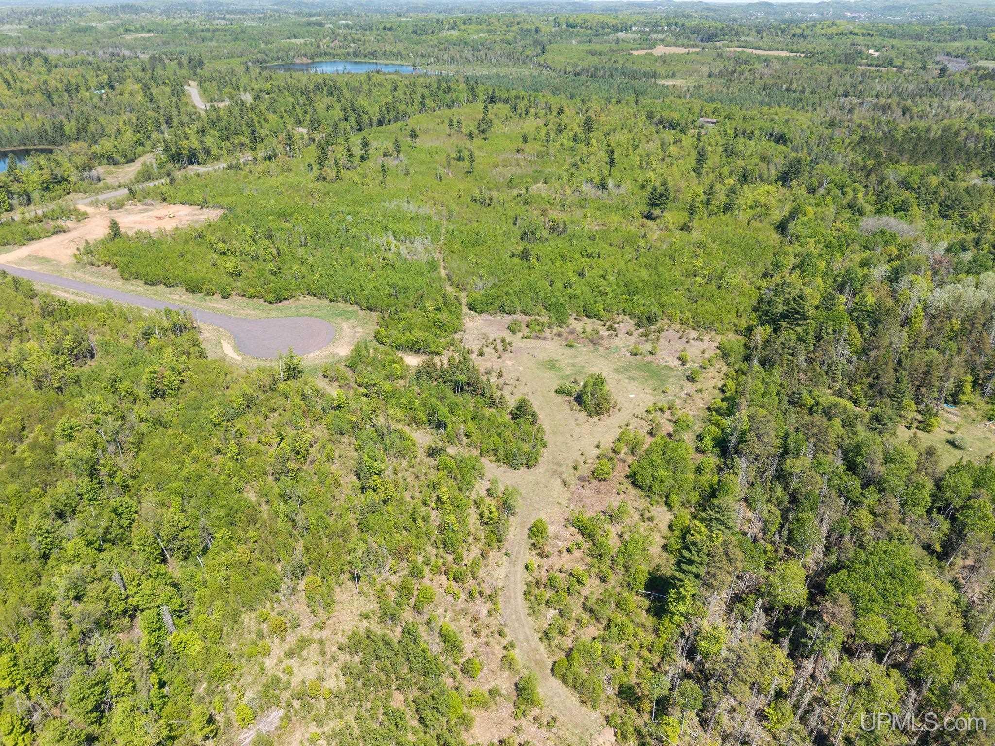 784 Legion Drive Ishpeming, MI 49849 - Photo 17 of 23