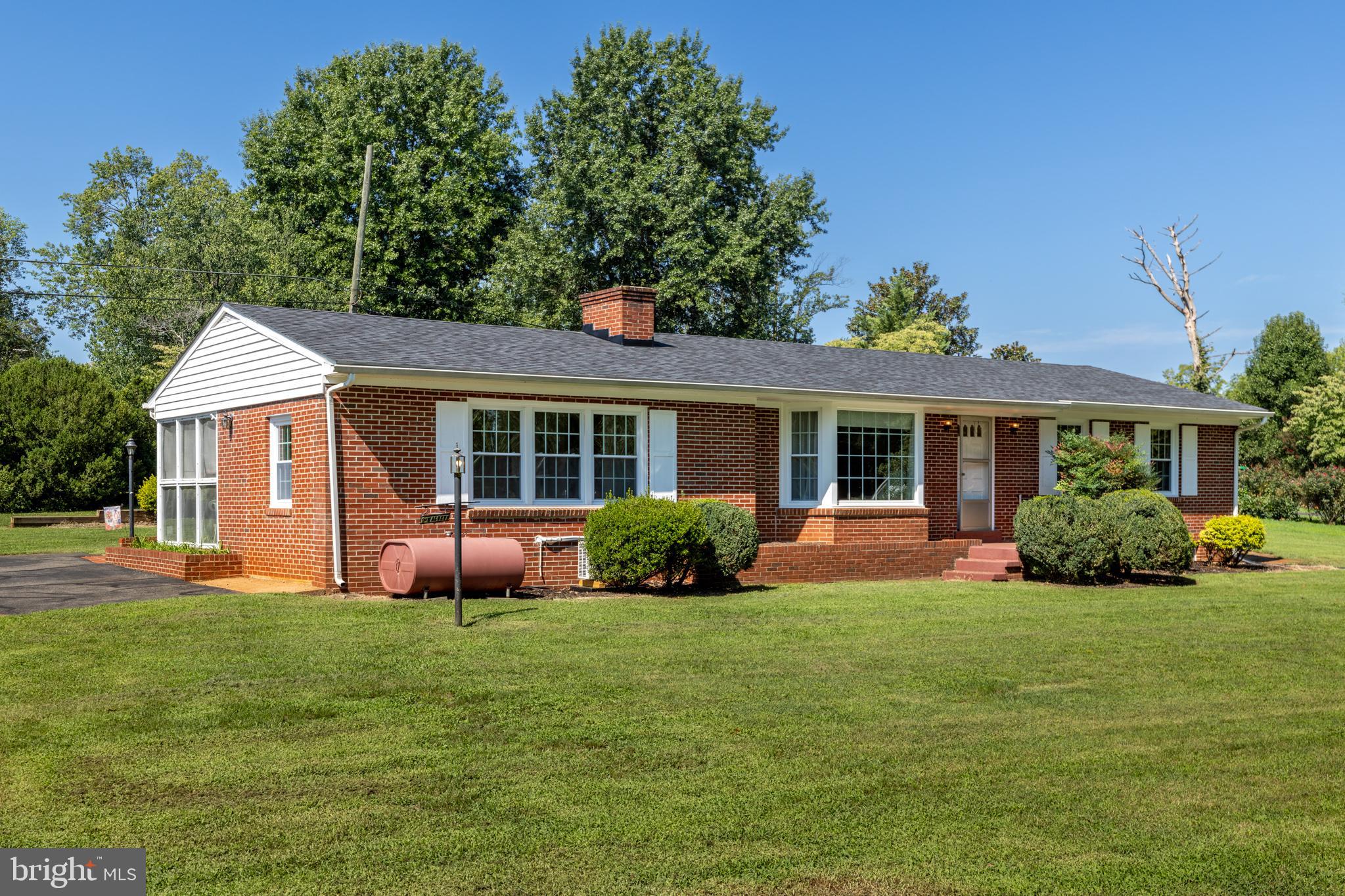 10226 Glebe Road Orange, VA 22960 - Photo 1 of 41 American Classic -Town of Orange - Full Basement