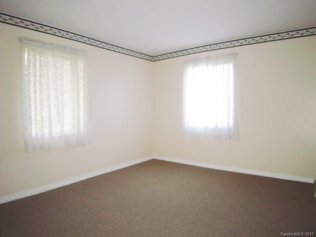 127 Luther Road Candler, NC 28715 - Photo 8 of 23 Gallery Image 8