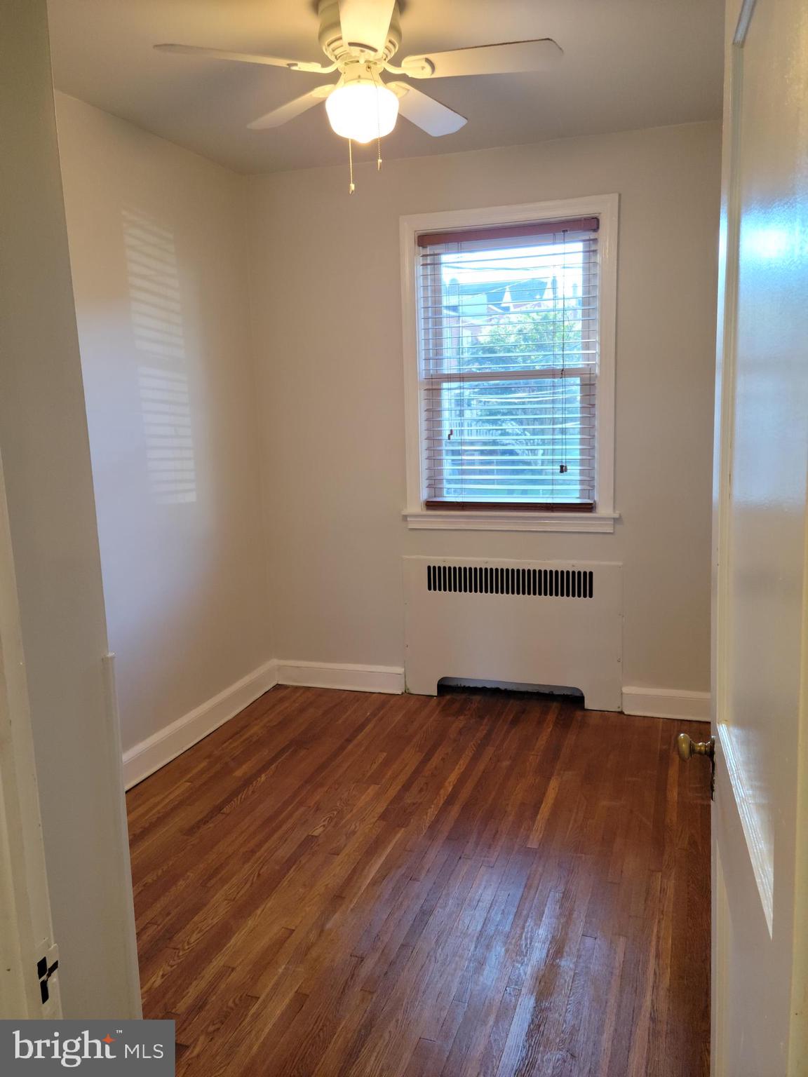 6507 Frederick Road Baltimore, MD 21228 - Photo 29 of 50 Bedroom 3