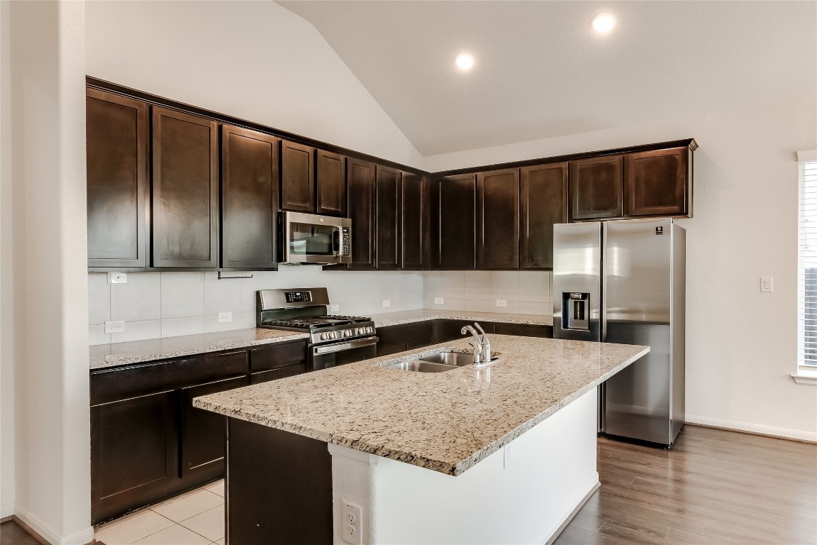 252 Clear Frk Loop Liberty Hill, TX 78642 - Photo 12 of 40