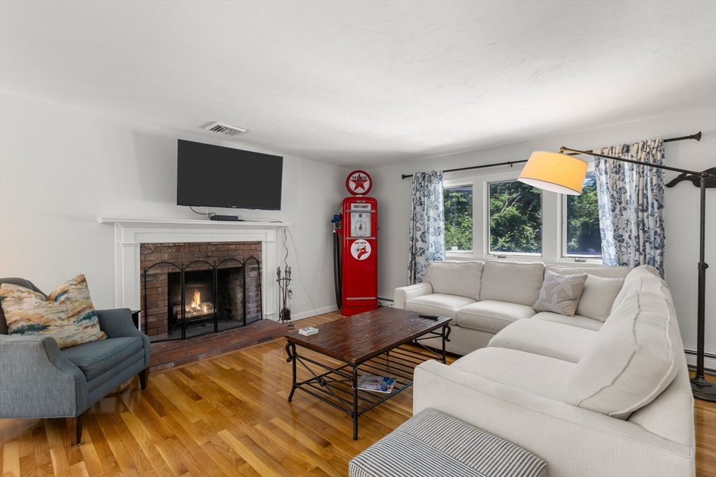 7 Openfield Road Dennis, MA 02660 - Photo 9 of 41