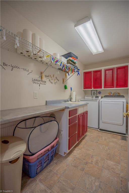 1611 Warf Road Lexington, NC 27292 - Photo 29 of 45 Laundry located on main level