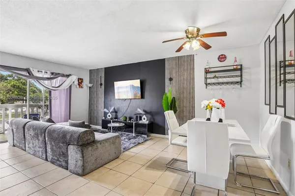 $175,000 | 15225 Northeast 6th Avenue, Unit B208, Miami, FL 33162