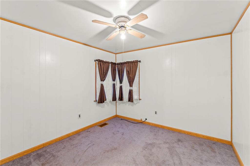 1125 Toms Run Road Holbrook, PA 15341 - Photo 25 of 29