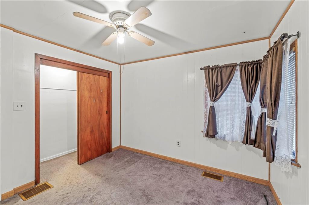1125 Toms Run Road Holbrook, PA 15341 - Photo 26 of 29