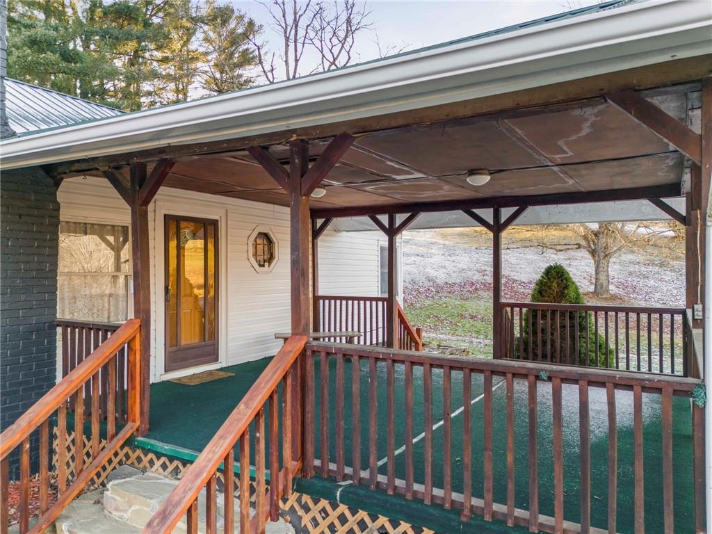 1125 Toms Run Road Holbrook, PA 15341 - Photo 3 of 29