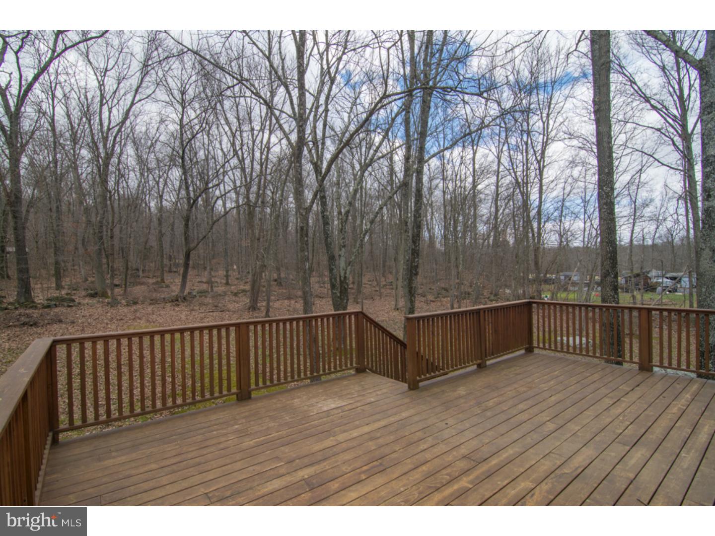 2810 Deep Creek Road Green Lane, PA 18054 - Photo 19 of 24 Deck