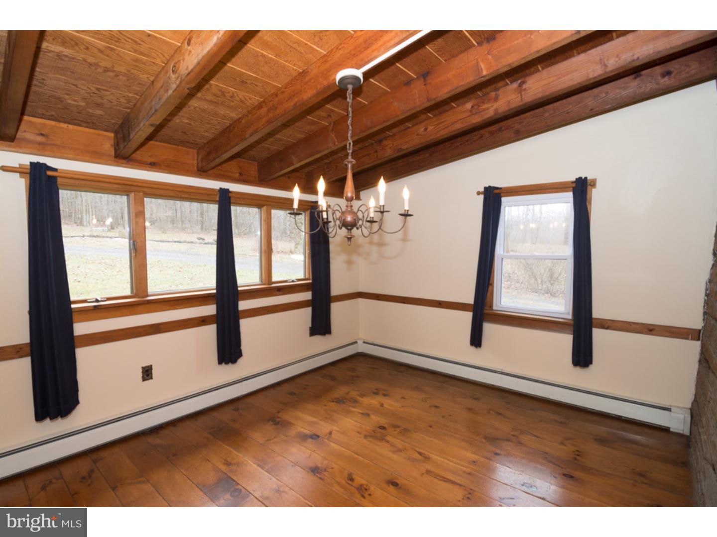 2810 Deep Creek Road Green Lane, PA 18054 - Photo 6 of 24 Dining Room