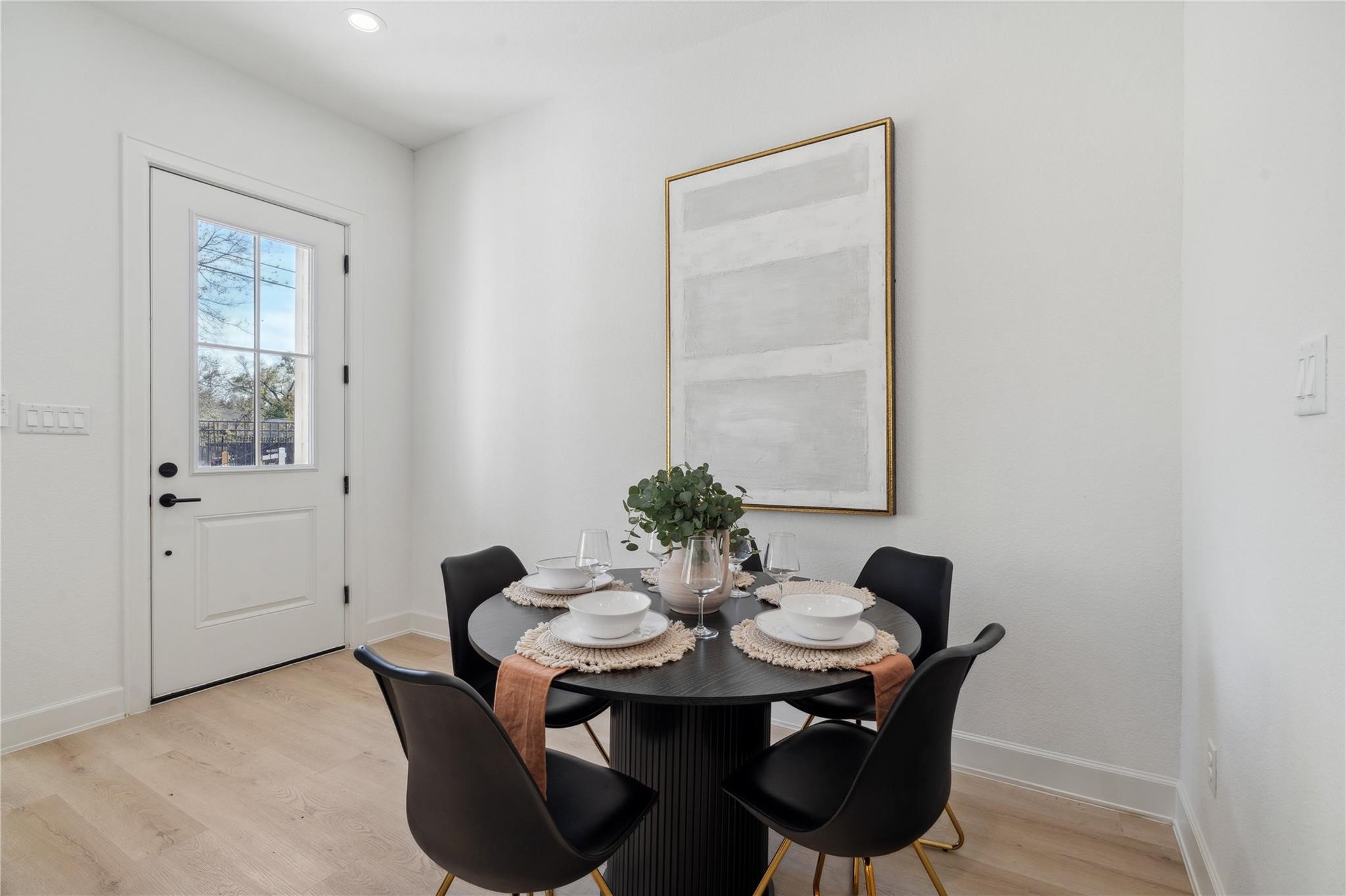 6528 Weston Street, Unit A Houston, TX 77021 - Photo 3 of 25 a view of a dining room with furniture and window
