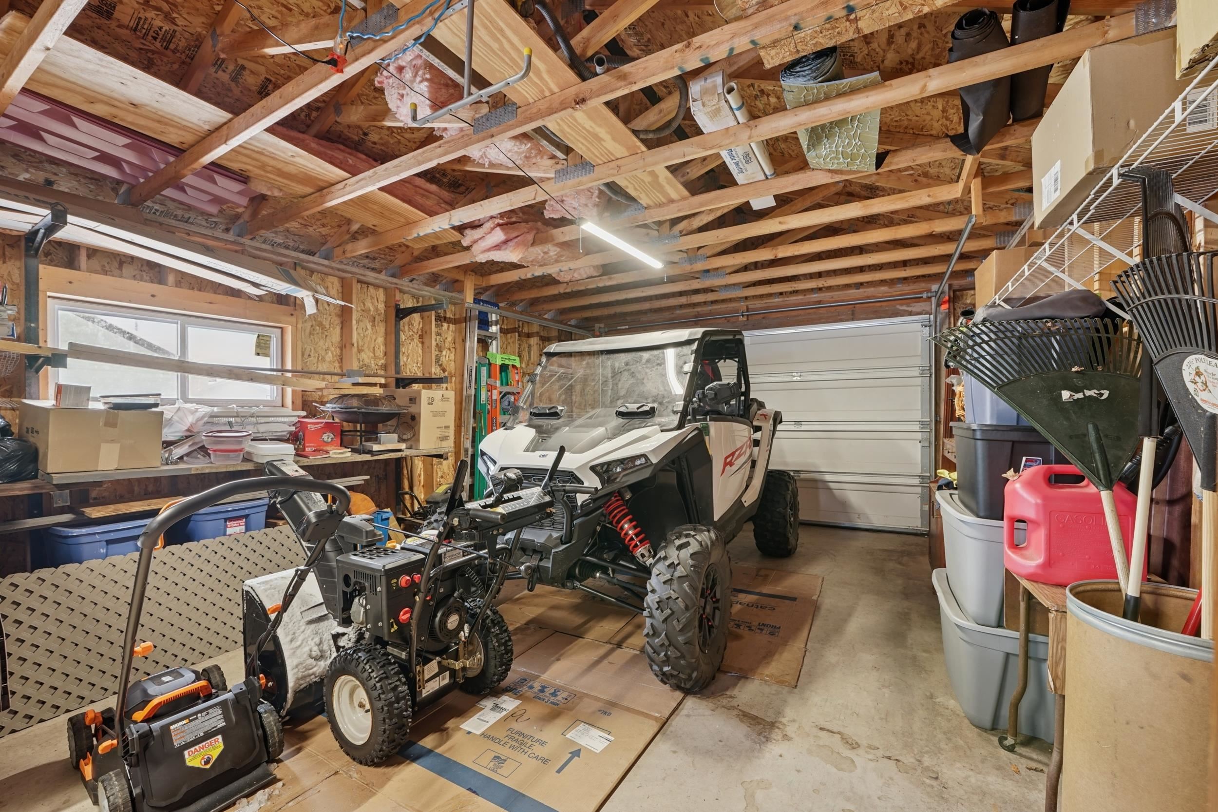 5501 John Avenue Superior, WI 54880 - Photo 19 of 23 View of garage