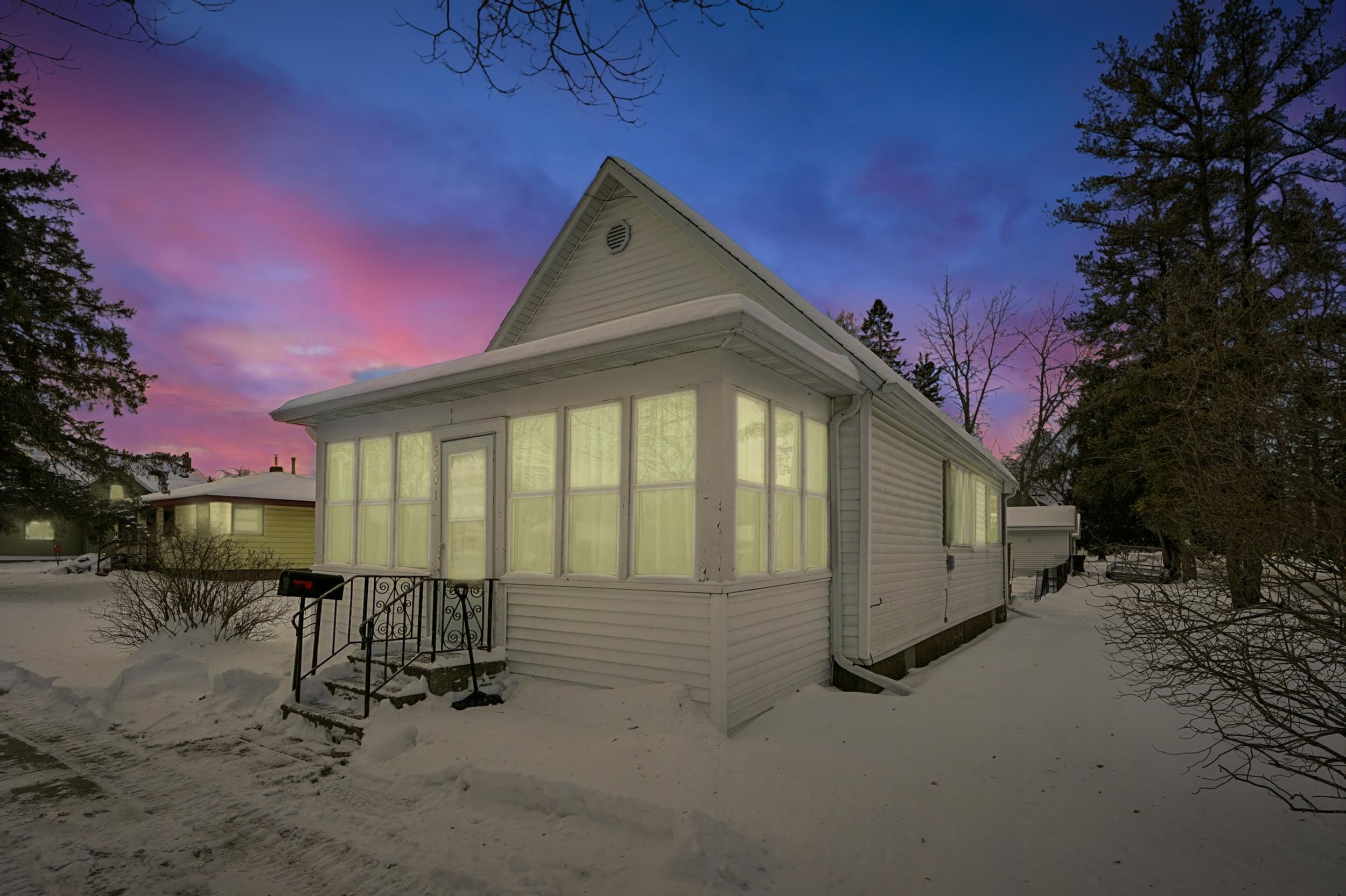 5501 John Avenue Superior, WI 54880 - Photo 23 of 23 View of snowy exterior