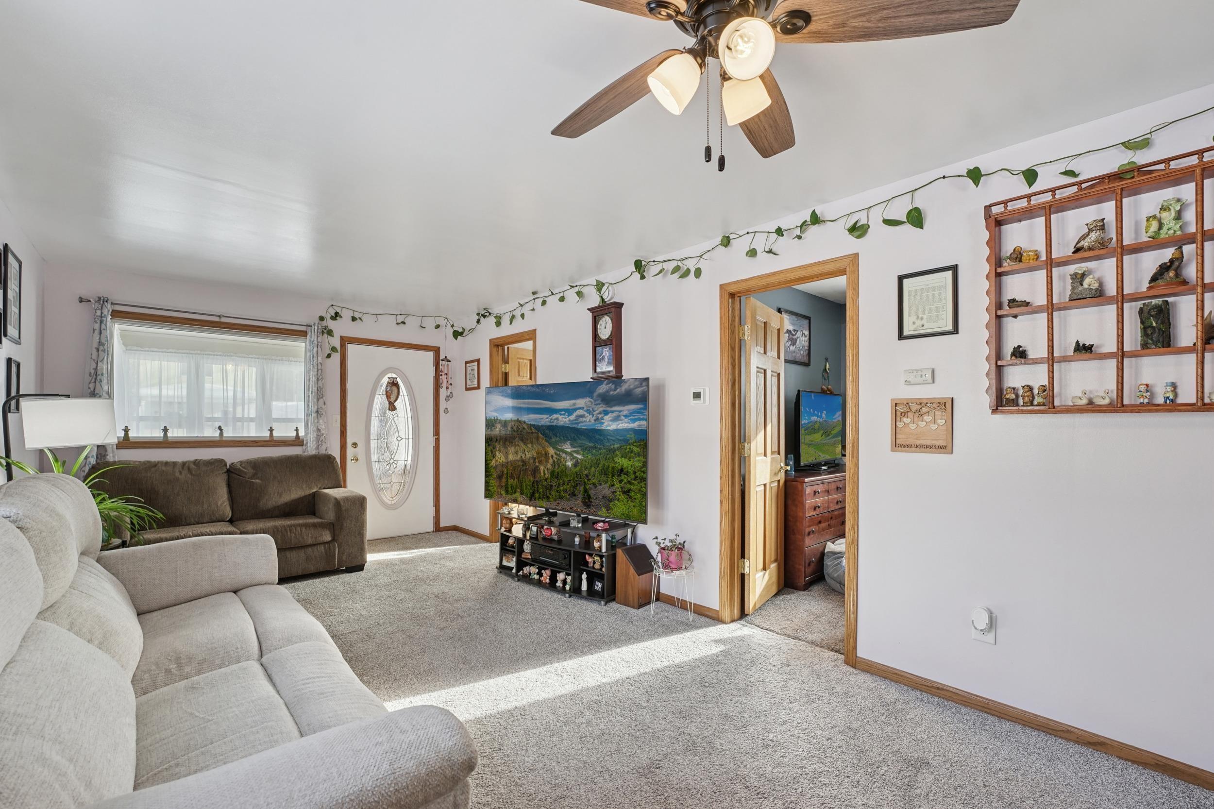 5501 John Avenue Superior, WI 54880 - Photo 4 of 23