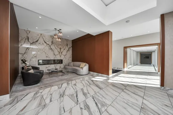 $4,400 | 3333 Allen Parkway, Unit 1303, Houston, TX 77019