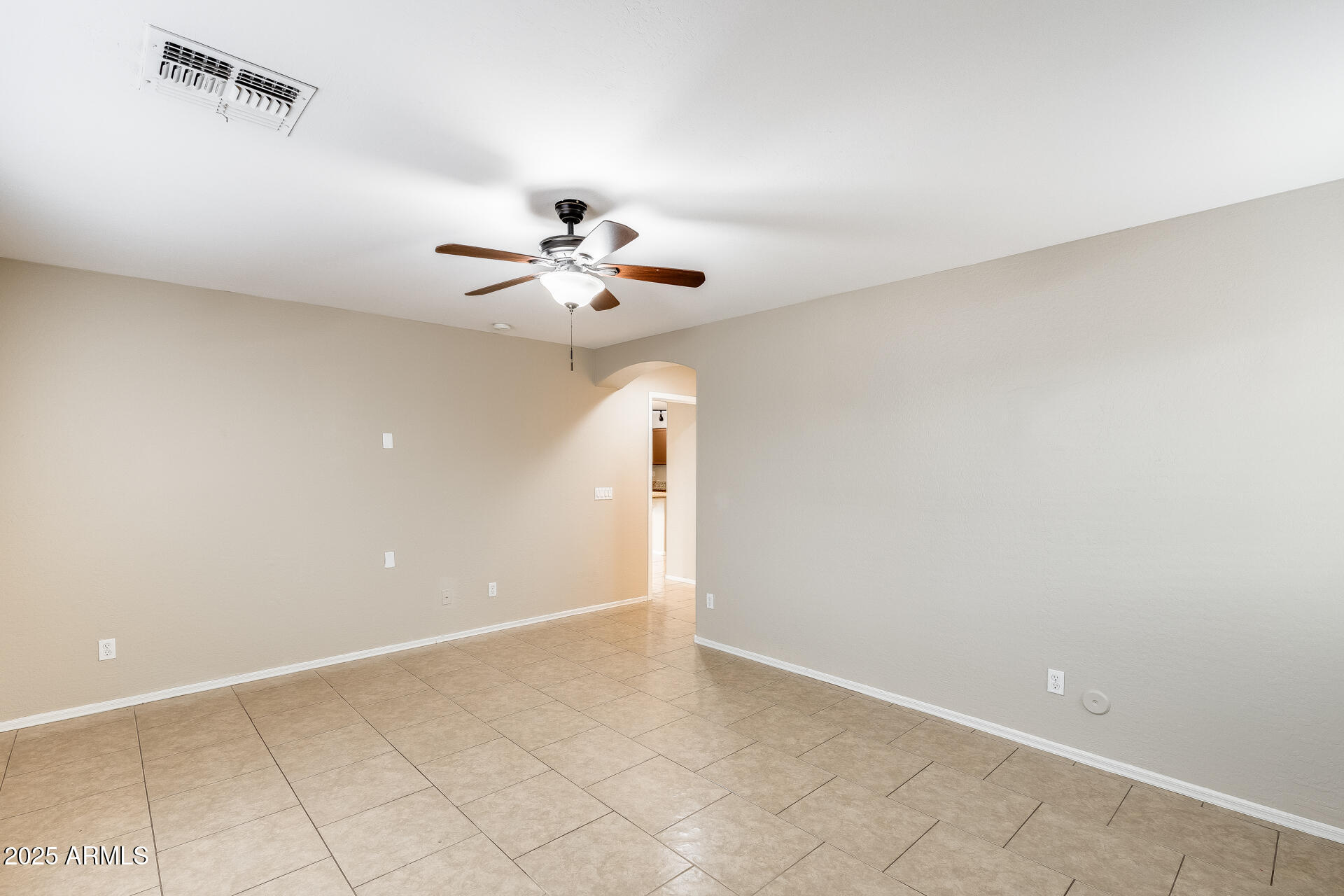 1824 West Lydia Lane Phoenix, AZ 85041 - Photo 29 of 41 28