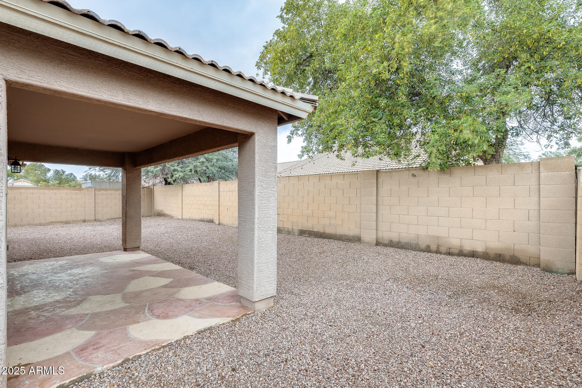 1824 West Lydia Lane Phoenix, AZ 85041 - Photo 38 of 41 37