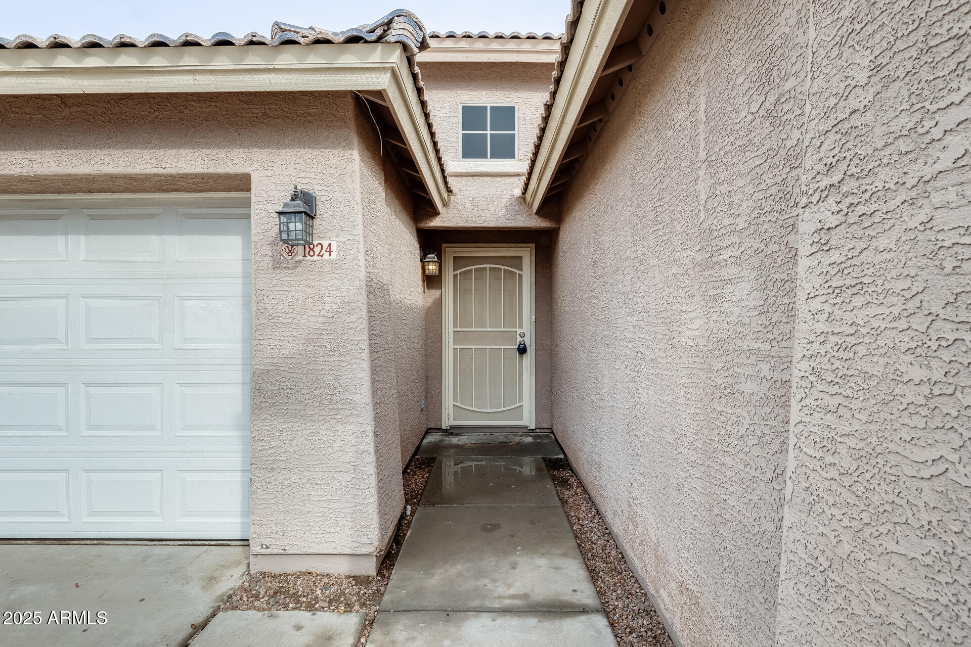 1824 West Lydia Lane Phoenix, AZ 85041 - Photo 7 of 41 4