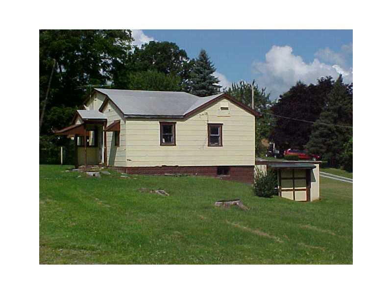 1130 Mercer Road Beaver Falls, PA 15010 - Photo 4 of 6 Exterior Front.