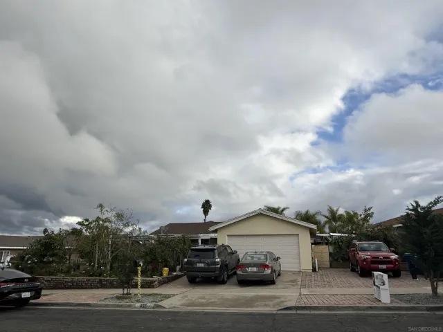 $949,000 | 656 Parker Street, Oceanside, CA 92057