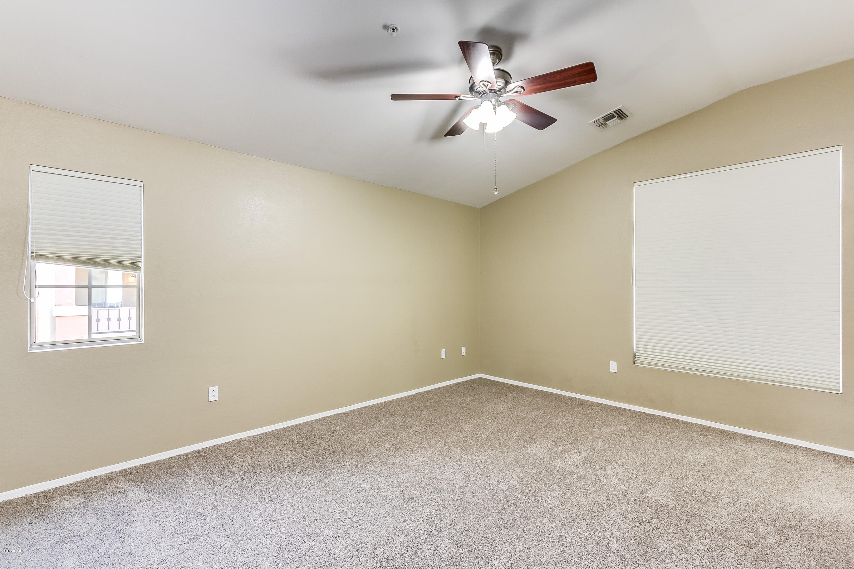 2402 East 5th Street, Unit 1402 Tempe, AZ 85288 - Photo 14 of 32 5th - 022