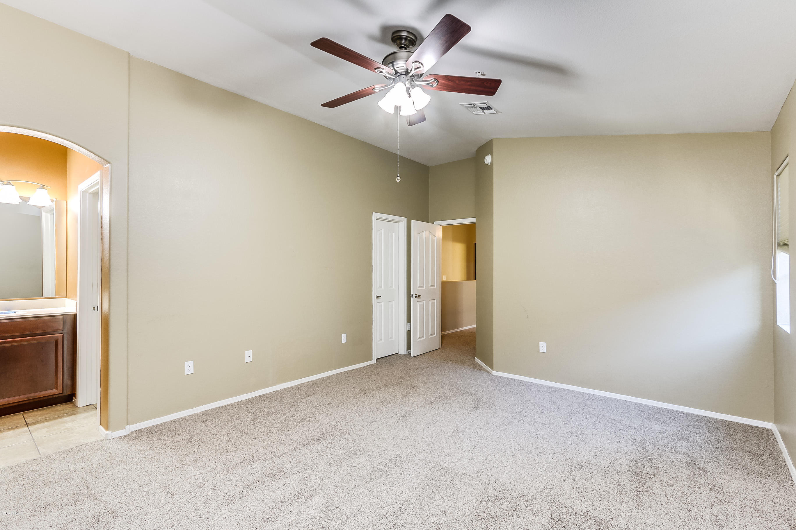 2402 East 5th Street, Unit 1402 Tempe, AZ 85288 - Photo 16 of 32 5th - 024