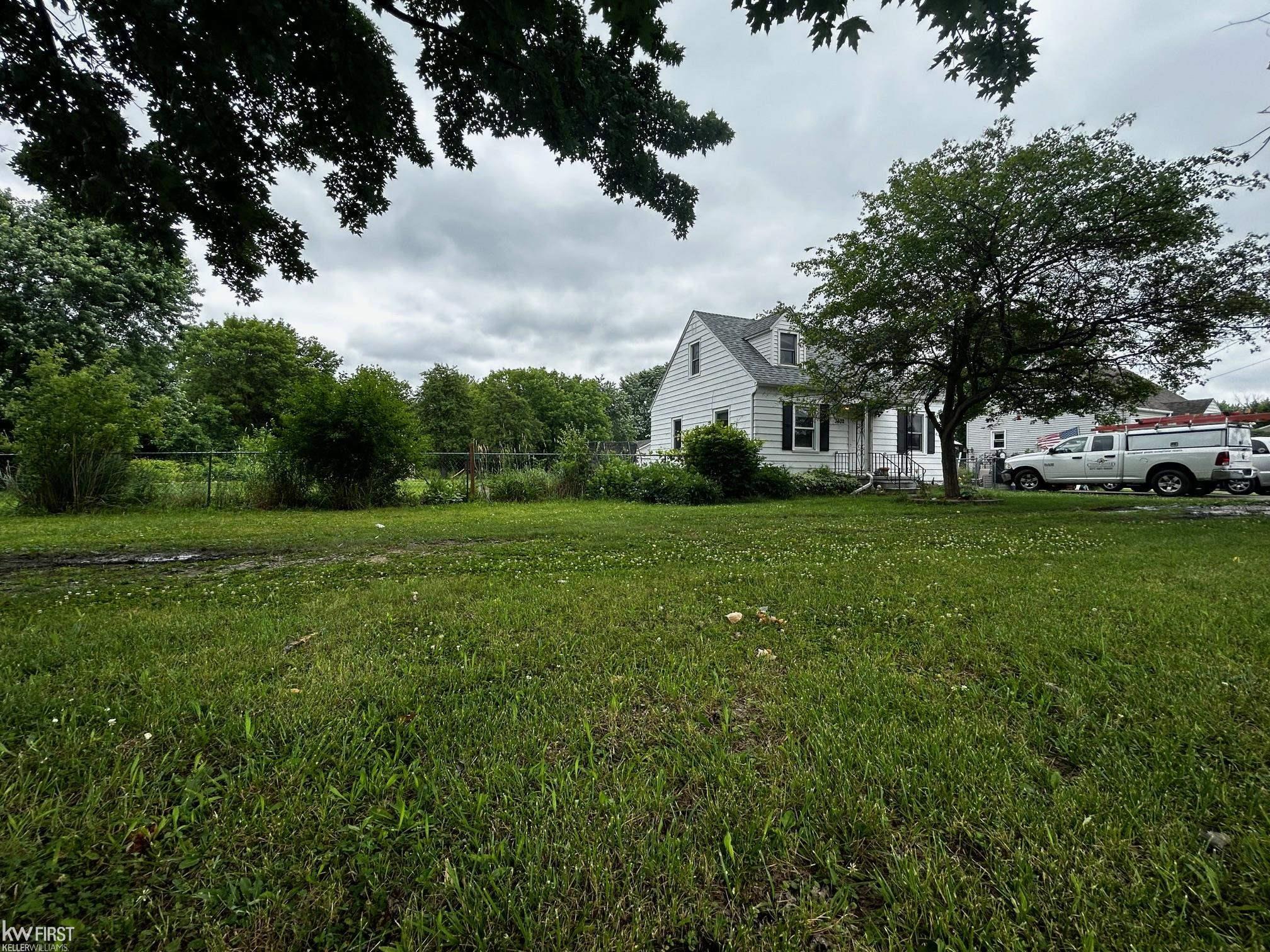 3402 North Belsay Road Flint, MI 48506 - Photo 21 of 25 50146962-31dd1539-3246-4742-9be0-b1602a520114.JPG