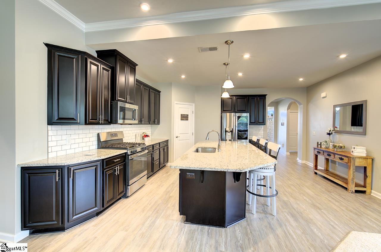 12 Mohegan Way Greenville, SC 29607 - Photo 12 of 36 Gallery Image 12
