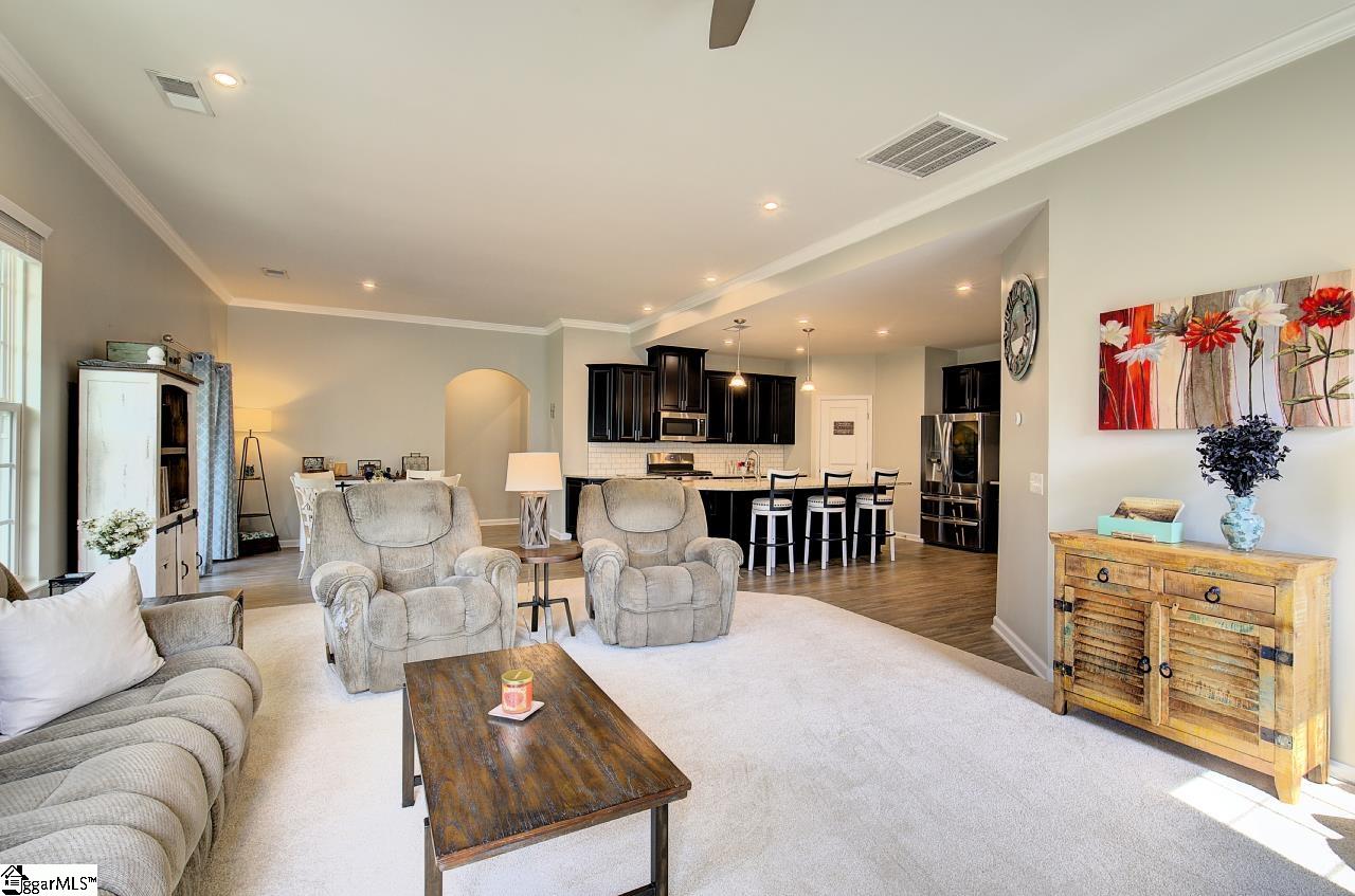 12 Mohegan Way Greenville, SC 29607 - Photo 20 of 36 Gallery Image 20
