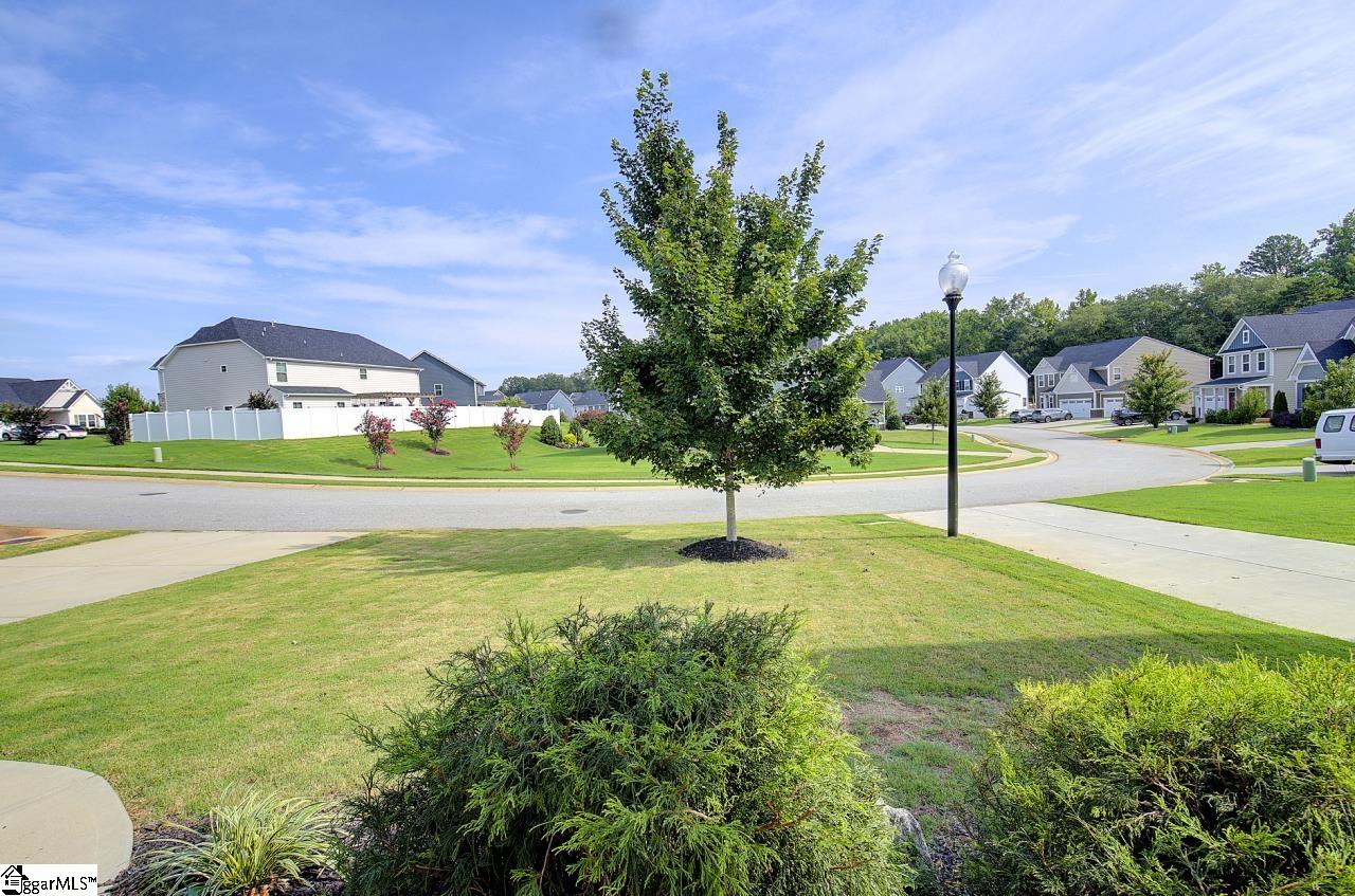 12 Mohegan Way Greenville, SC 29607 - Photo 7 of 36 Gallery Image 7