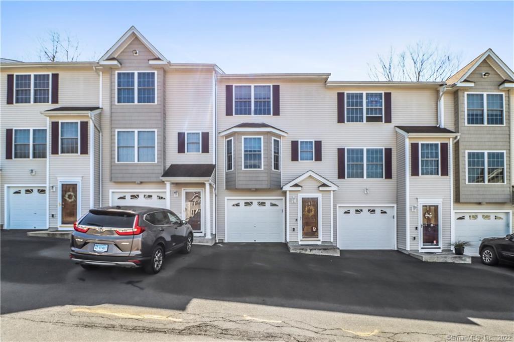 119 Taft Pointe, Unit 5 Waterbury, CT 06708 - Photo 1 of 1 Gallery Image 1