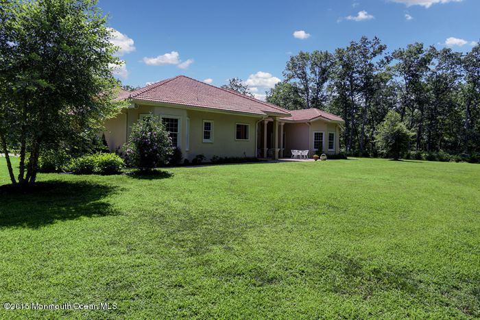 2997 Hangar Road Manchester Township, NJ 08759 - Photo 7 of 34 exteriorback1_700