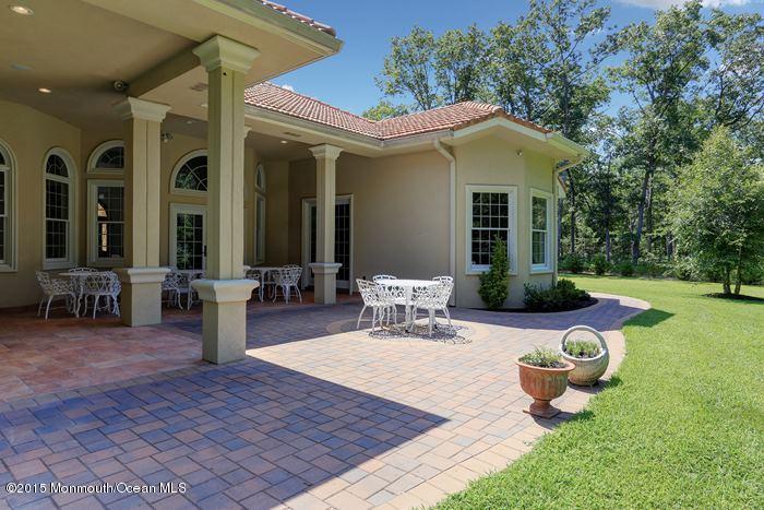 2997 Hangar Road Manchester Township, NJ 08759 - Photo 9 of 34 patio_700