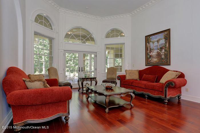 2997 Hangar Road Manchester Township, NJ 08759 - Photo 10 of 34 livingroom_700