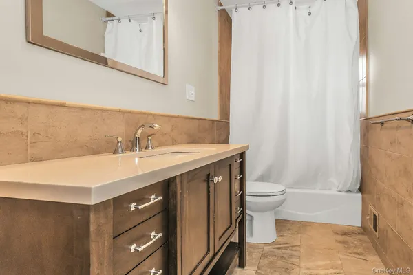 $979,000 | 5 Nita Street, East Northport, NY 11731