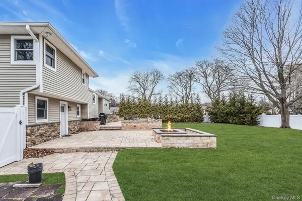 $979,000 | 5 Nita Street, East Northport, NY 11731