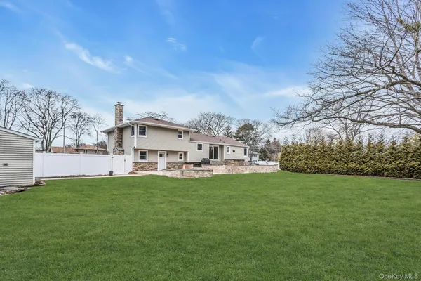 $979,000 | 5 Nita Street, East Northport, NY 11731