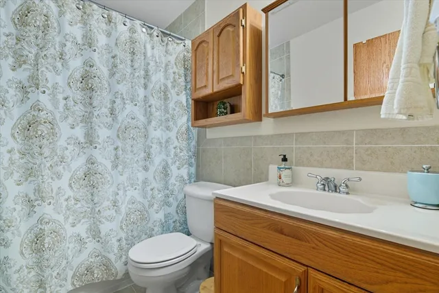 $318,900 | 851 Glenview Avenue, Mundelein, IL 60060