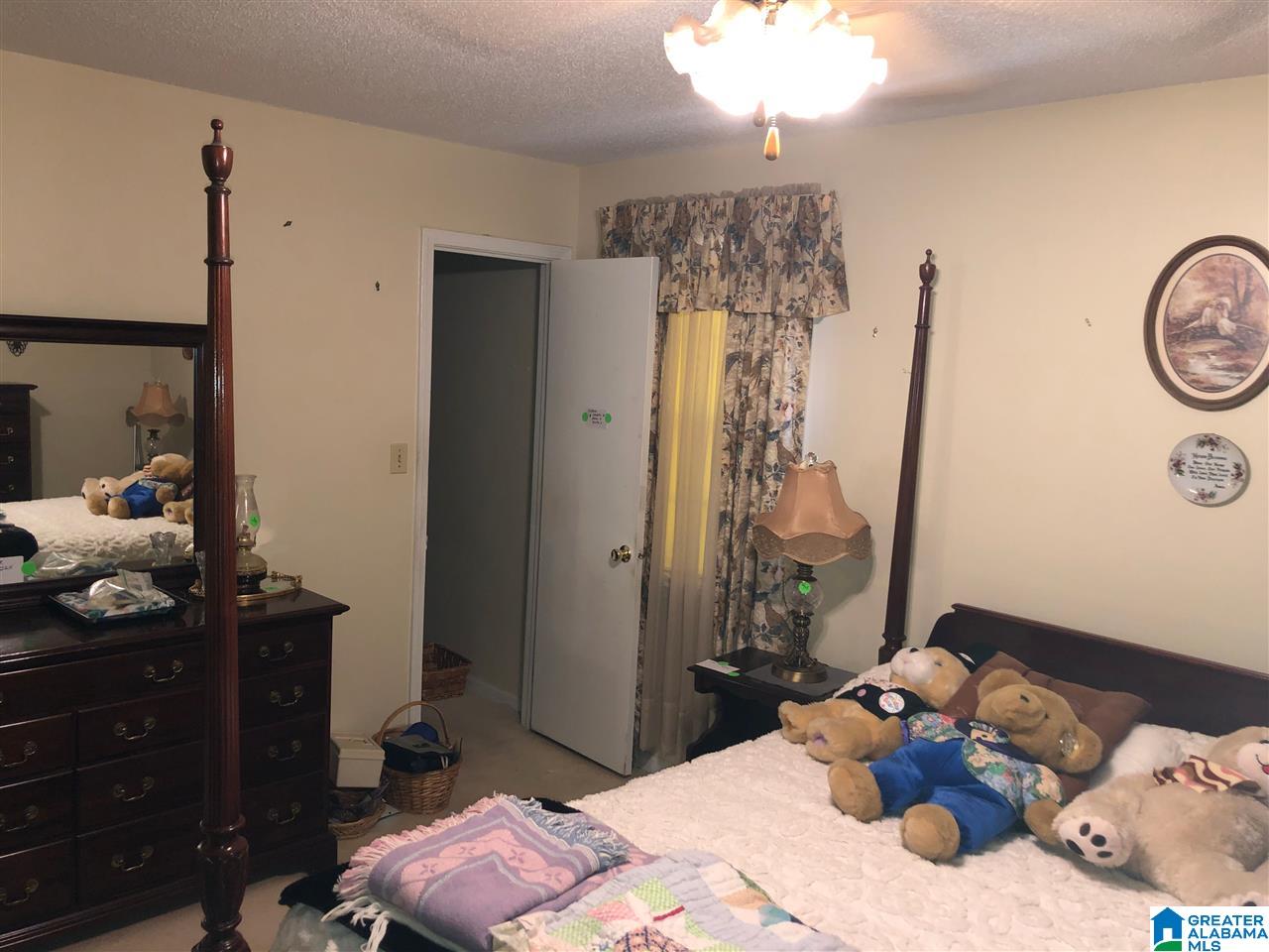 917 26th Street Southwest Birmingham, AL 35211 - Photo 13 of 20