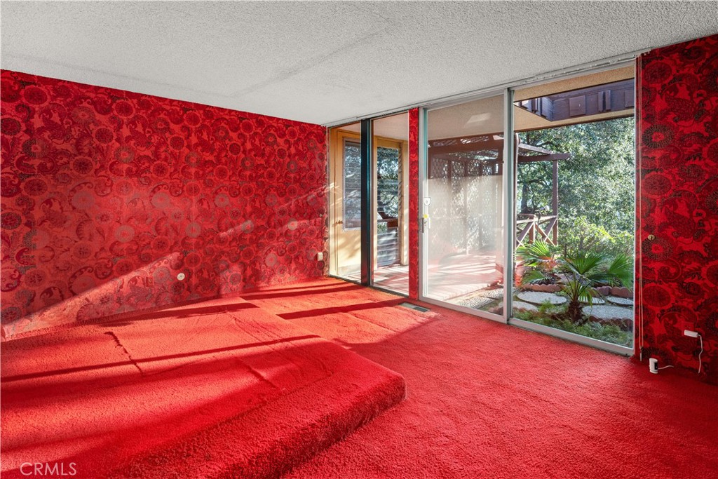 1470 Laurel Way Beverly Hills, CA 90210 - Photo 30 of 54