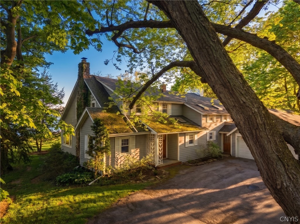 3159 East Lake Road Skaneateles, NY 13152 - Photo 4 of 38