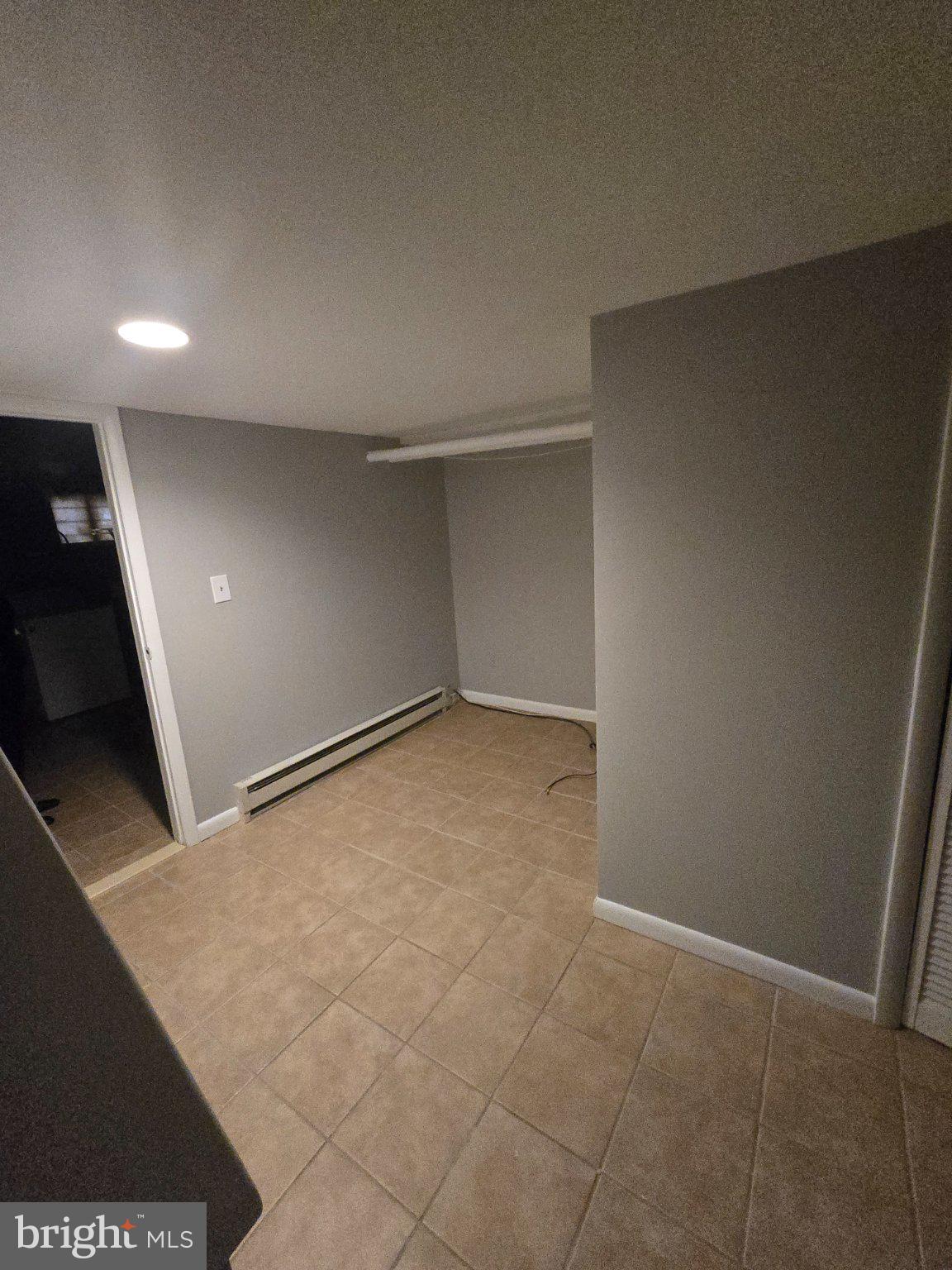540 14th Street Southeast Washington, DC 20003 - Photo 5 of 11 a view of an empty room