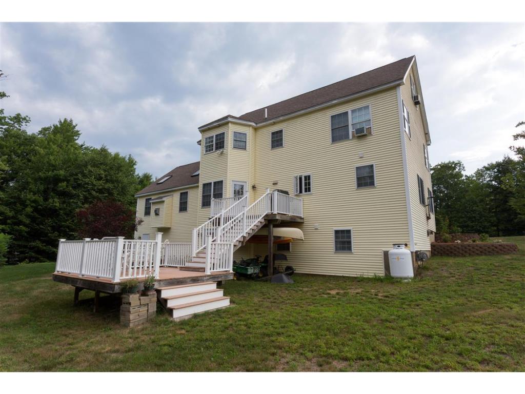 86 Winkley Farm Lane Rochester, NH 03867 - Photo 3 of 19