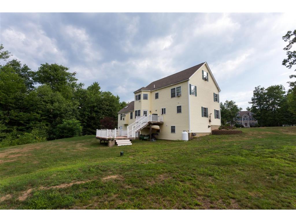86 Winkley Farm Lane Rochester, NH 03867 - Photo 4 of 19