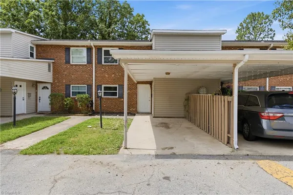 $164,900 | 2215 Shadow Valley Road, Unit C, High Point, NC 27265