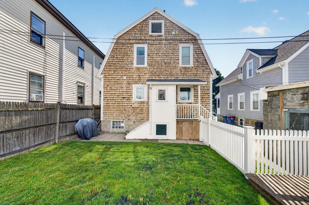 141 Rounds Street New Bedford, MA 02740 - Photo 6 of 33